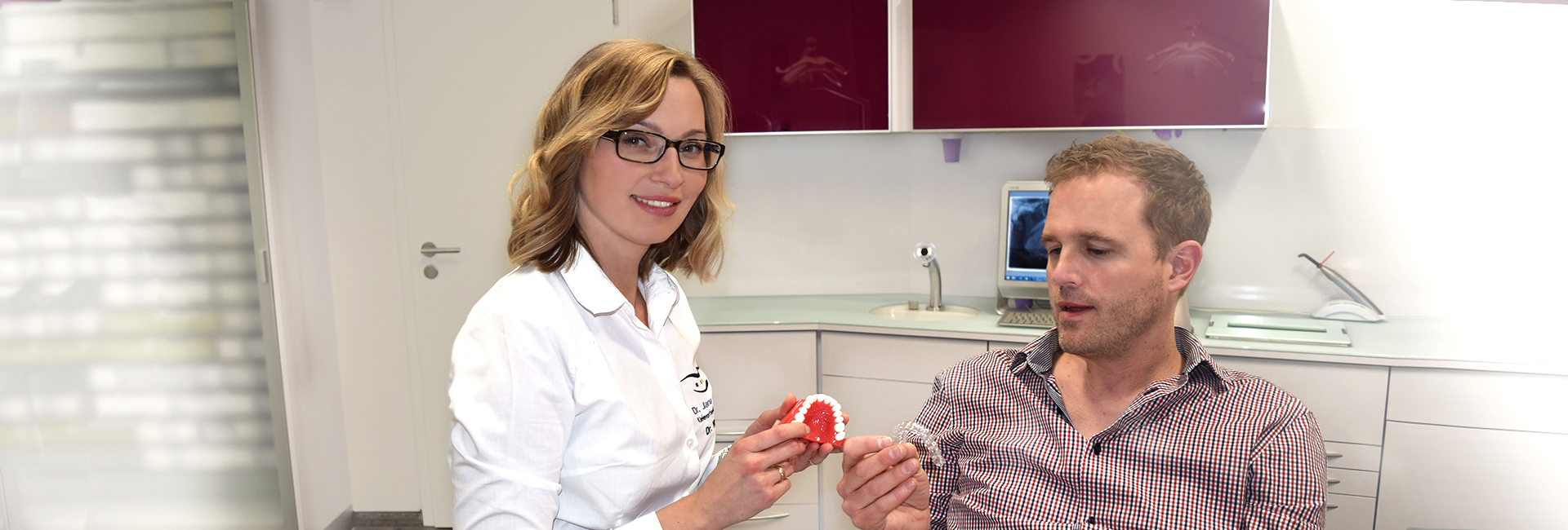 Erwachsenenenbehandlung und Kinderbehandlungen mit verschiedenen Methoden